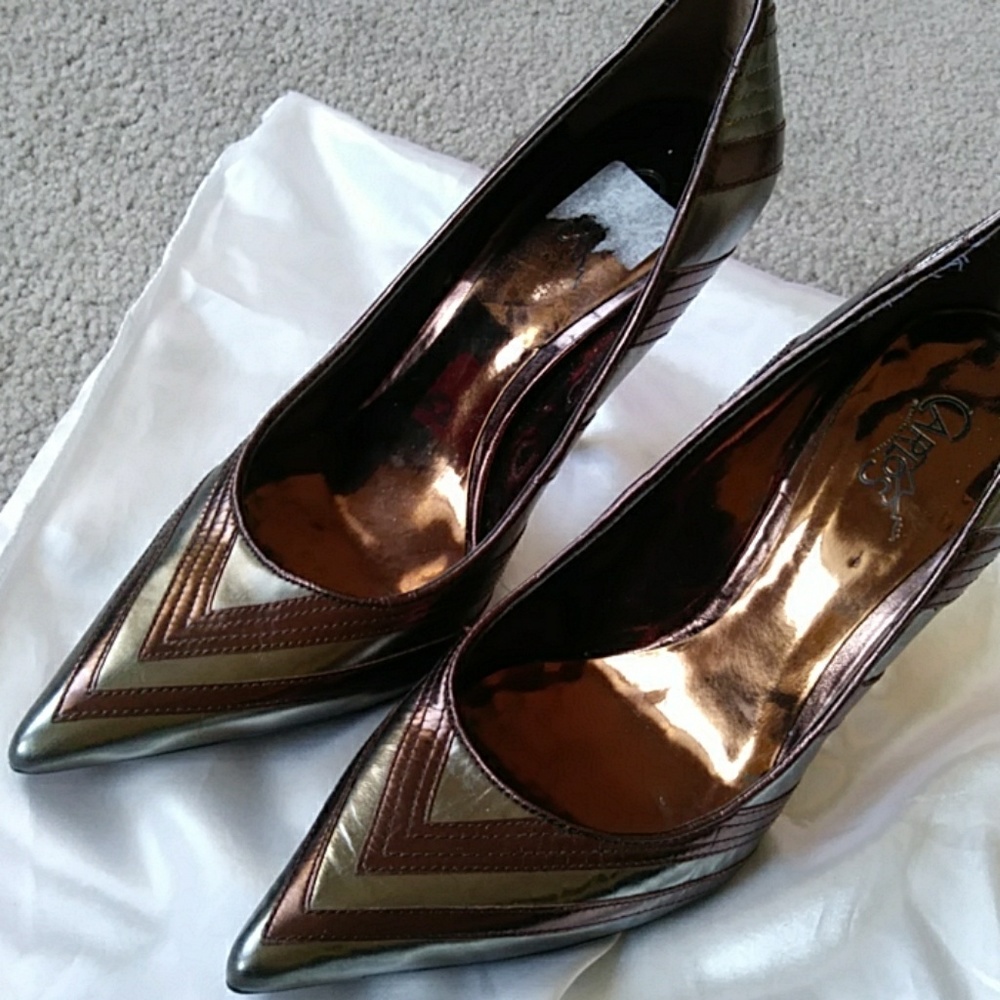 CARLOS Heels Georgous! Size 8-8.5